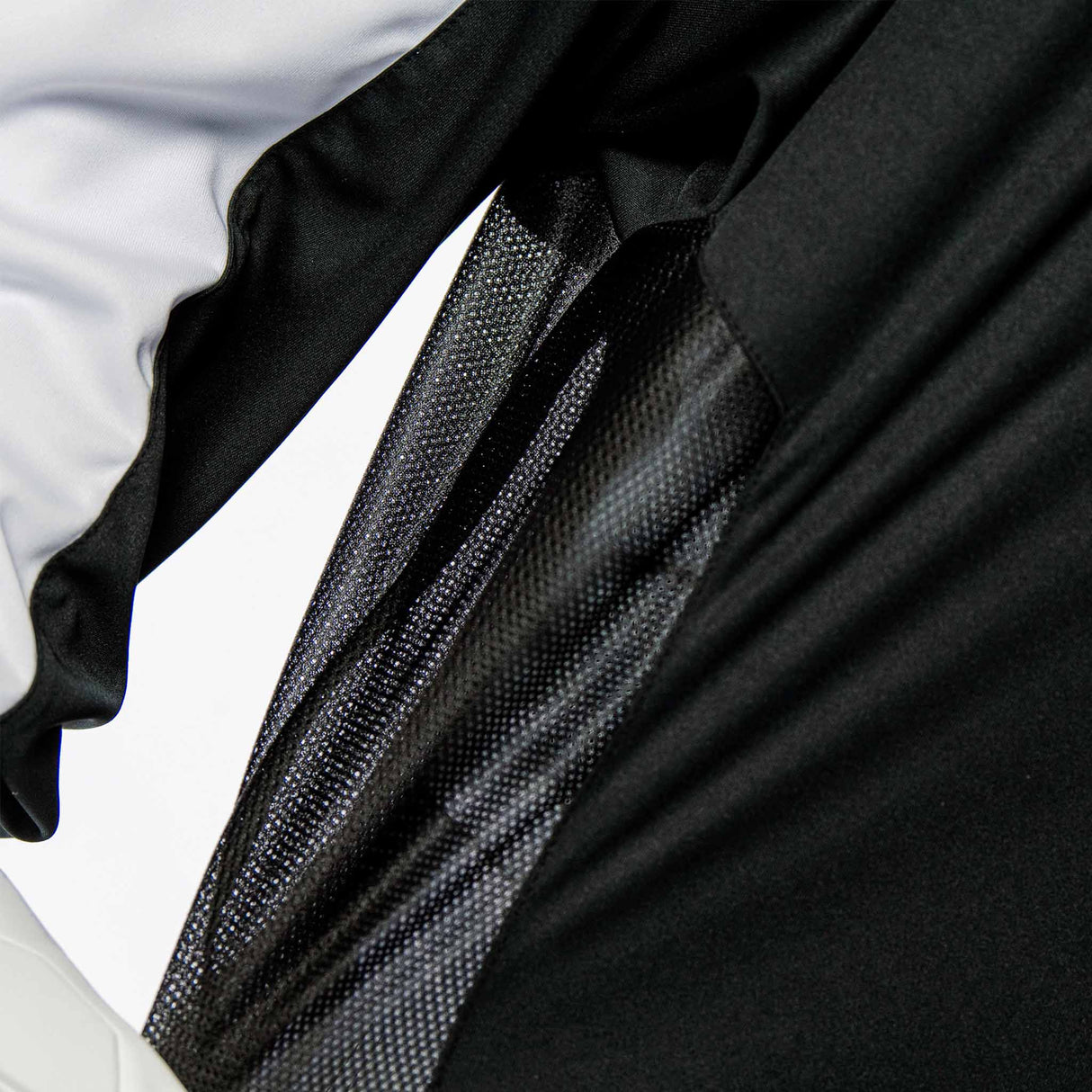 BLINDSAVE VAULT BLACK GOALIE JERSEY