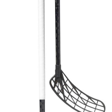 Unihoc Carbskin 26 Slim Round Black Edition floorball stick, white grip and dark grey blade